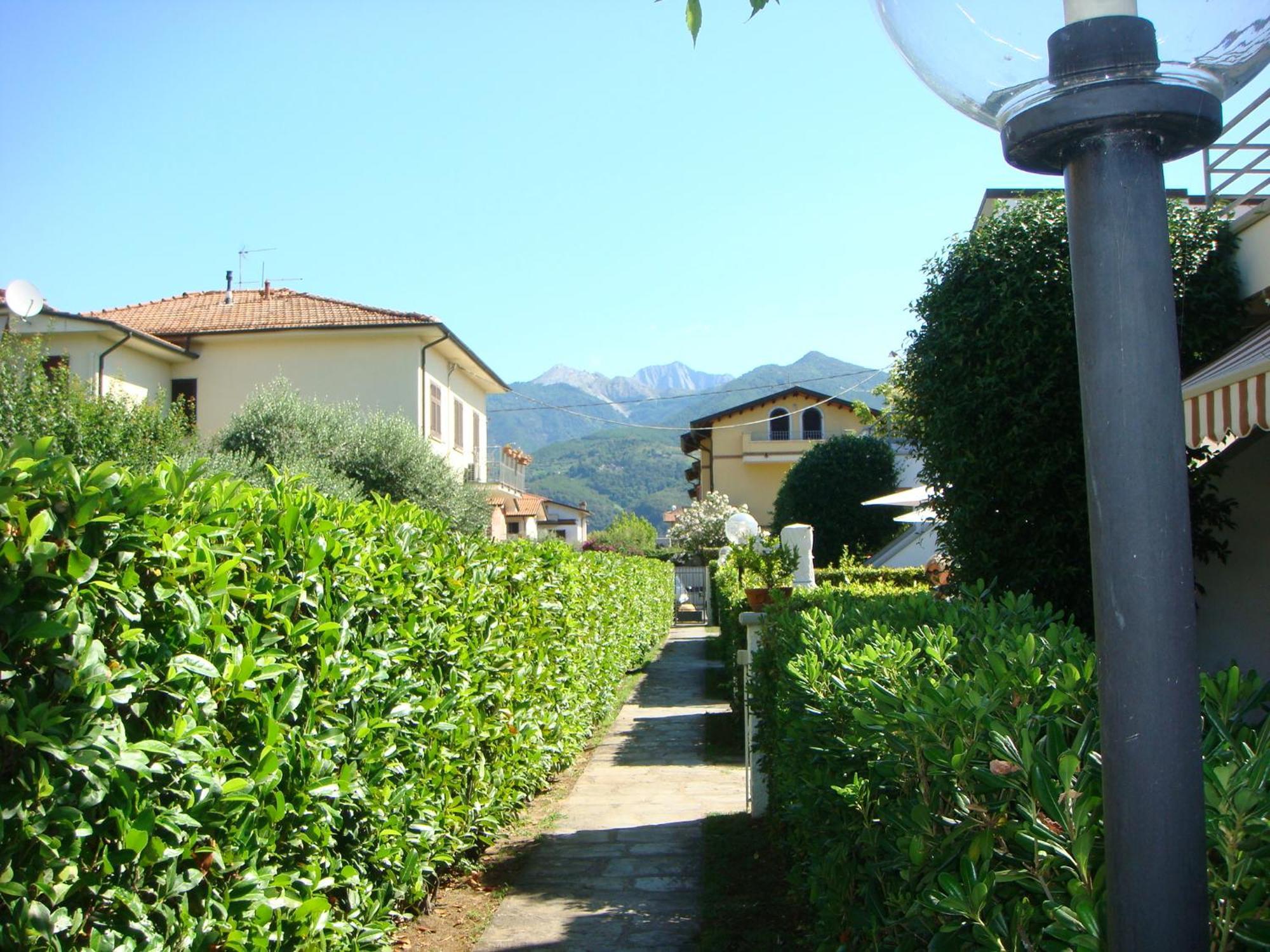 Villetta Cinquale Versilia Buitenkant foto